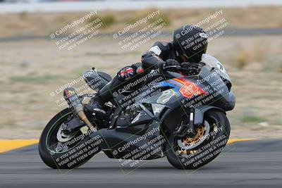 media/Jan-14-2023-SoCal Trackdays (Sat) [[497694156f]]/Turn 4 Set 2 (1030am)/